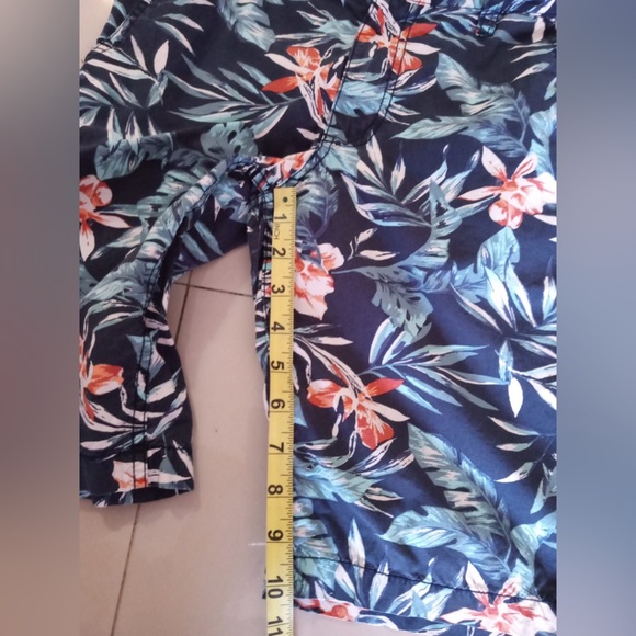Old Navy Boys Swim Trunks Board Shorts swimsuit floral waves‎  size12 cotton - Picture 5 of 16